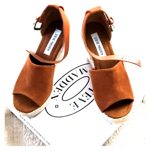Steve Madden Shoes - Steve Madden Wedges